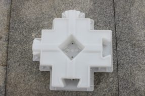 连锁护坡砖塑料模具的简介及用途