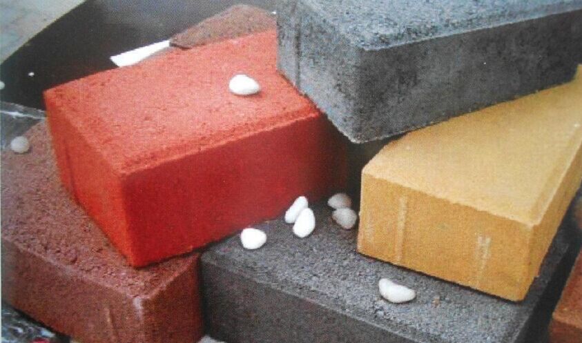 如何浇筑一块高质量的水泥彩砖？