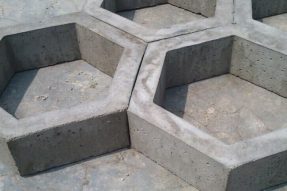 六角护坡砖施工方案