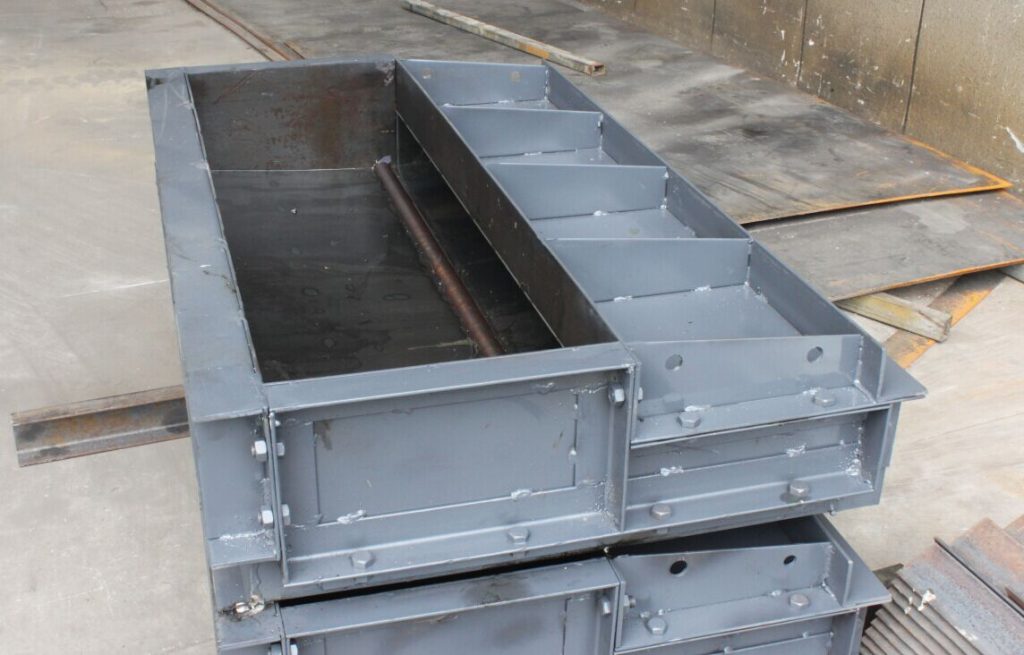 高铁桥梁遮板钢模具检验标准（暂定）