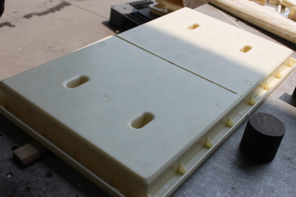 手工焊接RPC盖板模具成品