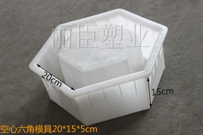 空心(xin)六(liu)角塑料模具(ju)